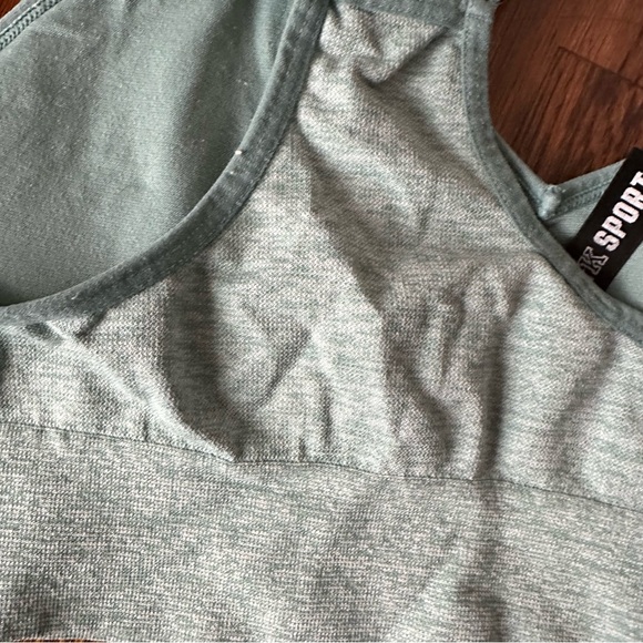 Victoria's Secret PINK Seamless Lightly Lined Sports Bra | marled green - Picture 12 of 15